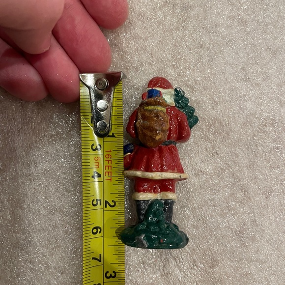 Small Cast Metal Santa Claus Christmas Figurine (read description). - Picture 4 of 4